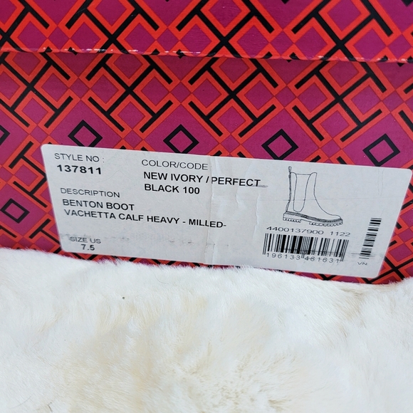 💋LAST DAY!!💋Tory Burch Ivory Leather Benton Boots size 8 - FINAL PRICE - Picture 11 of 11